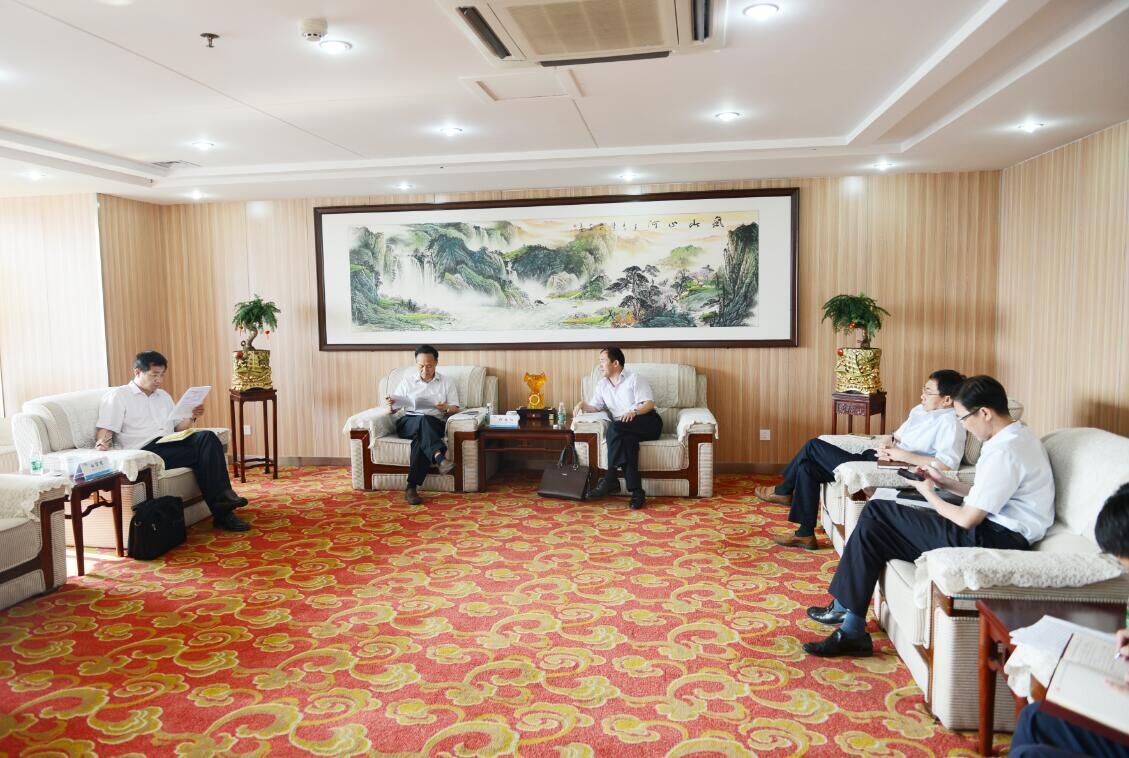 郑伯阳调研河南航投"两学一做"学习教育开展情况